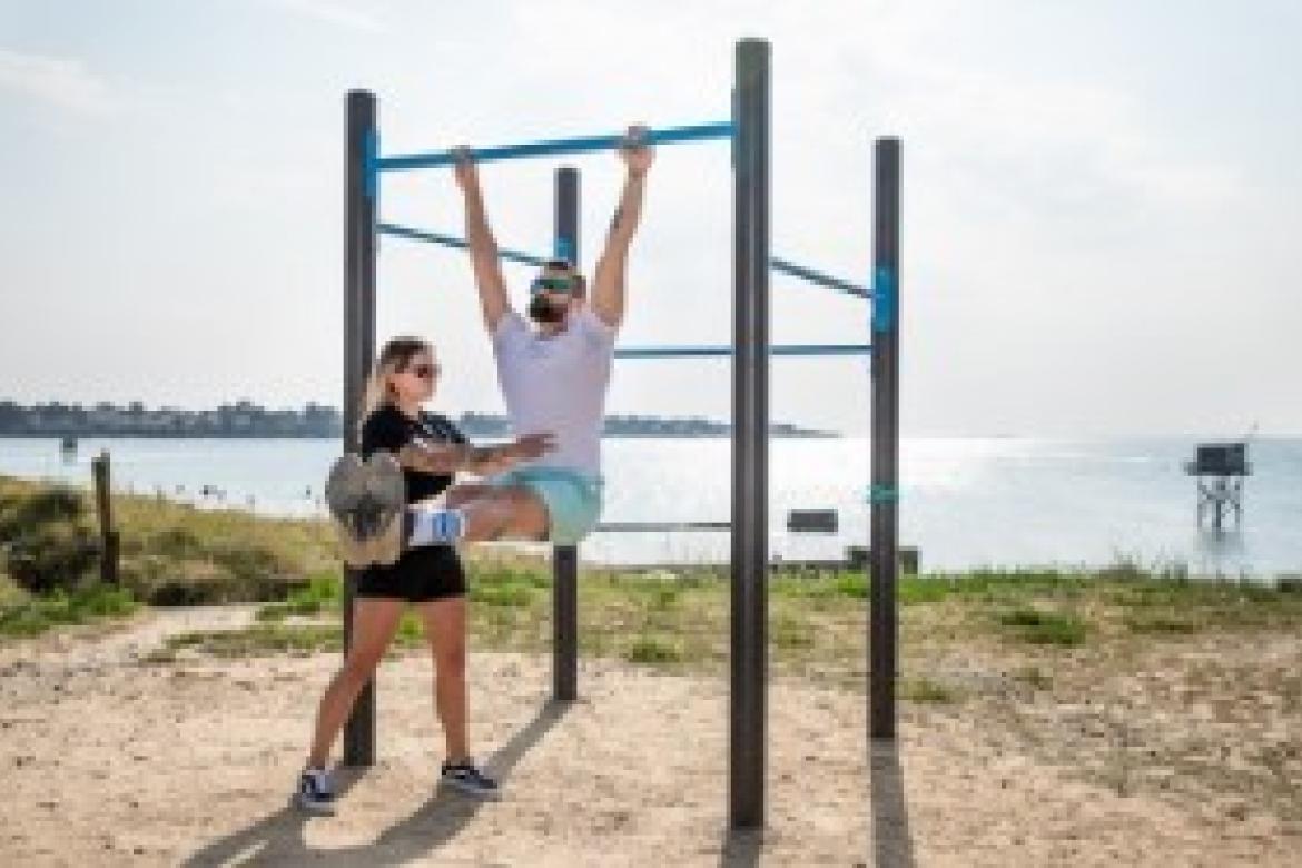 Salle de sport sur l'océan : Aire de fitness !